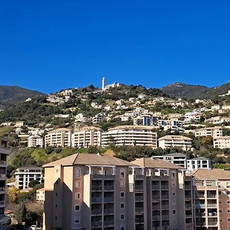 アパート Grand T2 Proche Centre Ville, Vue Et Montagne