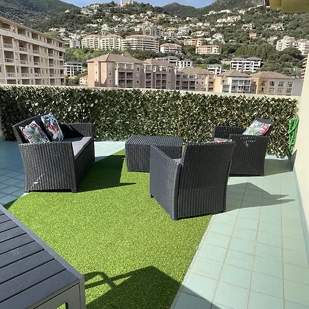 Grand T2 Proche Centre Ville, Vue Et Montagne アパート バスティア