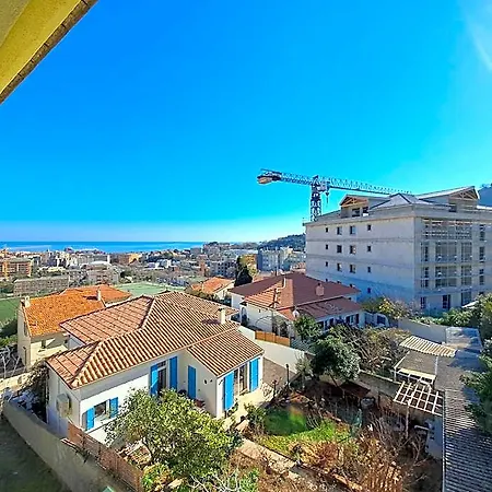Grand T2 Proche Centre Ville, Vue Et Montagne * Bastia (Corsica)