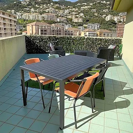 Grand T2 Proche Centre Ville, Vue Et Montagne Apartment
