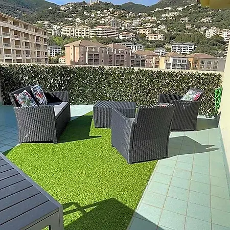 Grand T2 Proche Centre Ville, Vue Et Montagne Apartment *